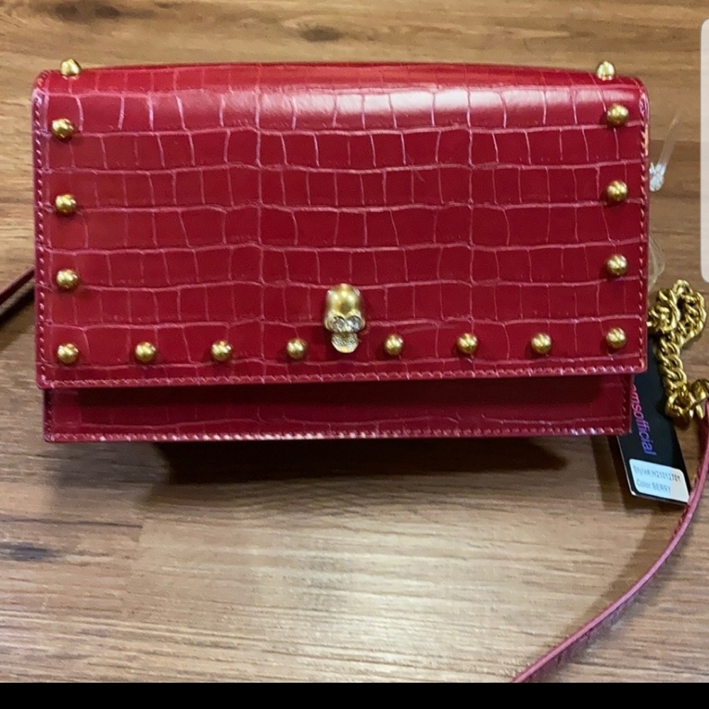LIKE DREAMS Red Crossbody Bag SKULL Clasp. NWT